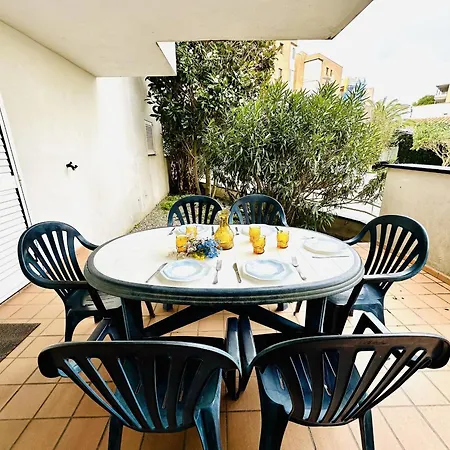3277 Platja 6 112 , En 1ª Linea De Playa, La Mas Espaciosa De Roses. Disfrutara Del Olor Del Mar, De La Arena Bajo Sus Pies, Del Aire. . . - Es-258-17 Апартаменты Росас